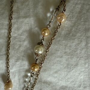 💛Costume Gold Necklace with Faux Pearls